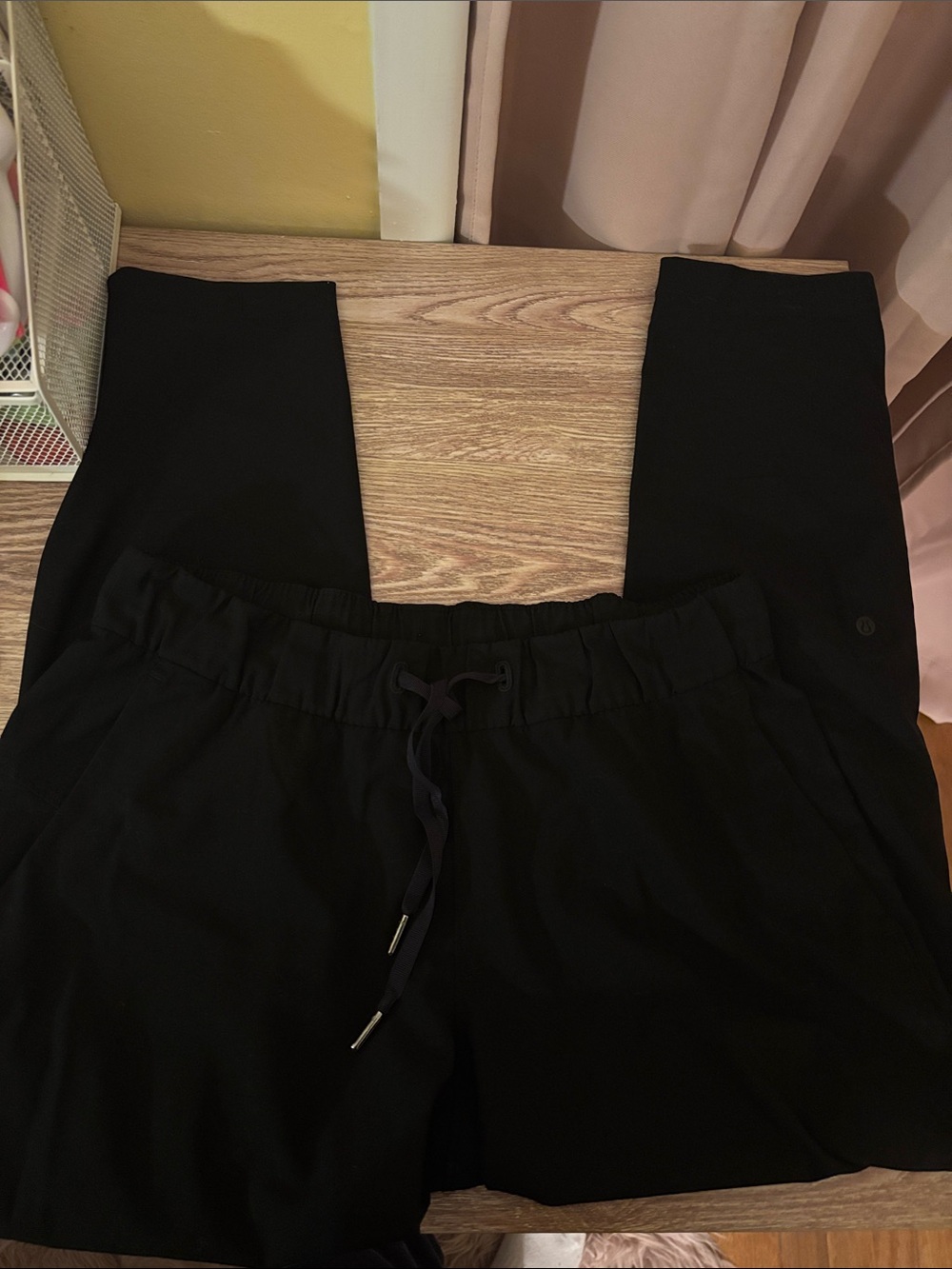 Lululemon Like New Drawstring Work Pants Size 8